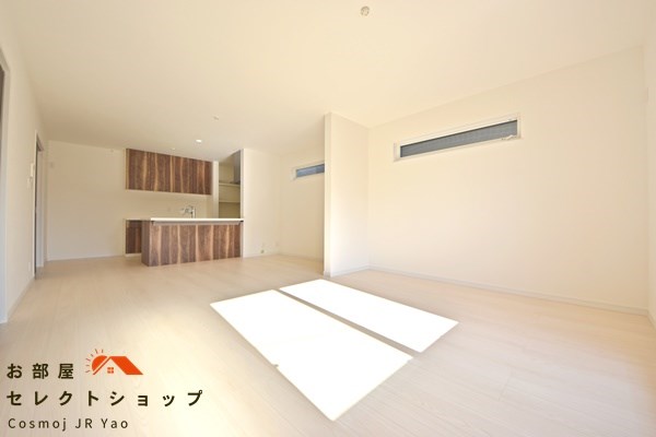 八尾市小畑町１丁目 新築戸建て リビング