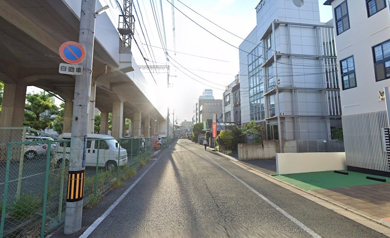 貸店舗・事務所　東大阪市 菱屋西3丁目　広さ約１１坪　トイレあり　コア・ファーストビル ベランダ