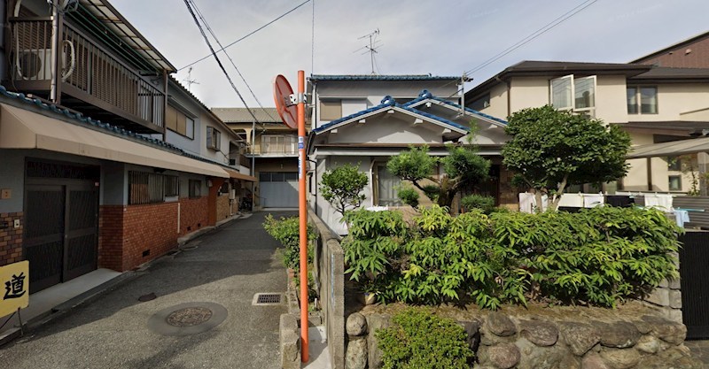 貸倉庫　八尾市 西山本町１丁目　広さ約４７坪　トイレ有　第一種中高層住居専用地域 その他
