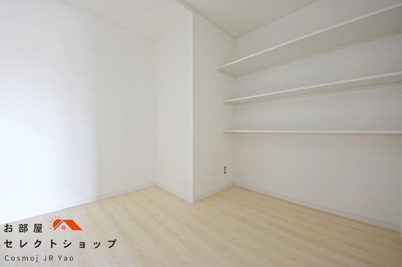 シャトレ高安 収納
