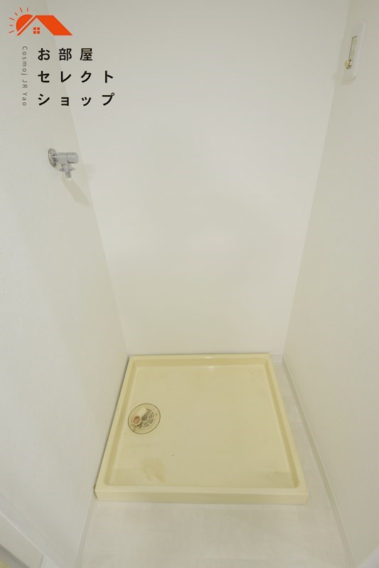 エステート高安B棟 洗面所