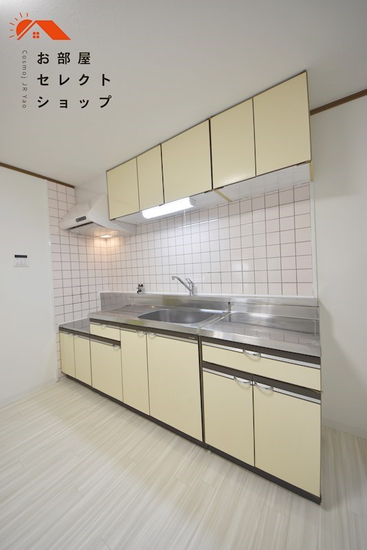 エステート高安B棟 キッチン