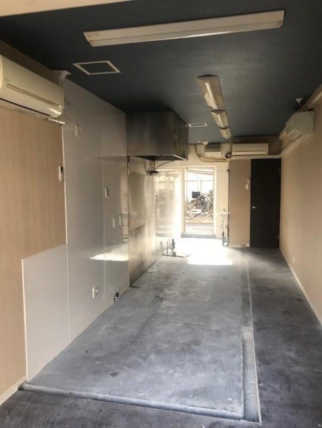 貸店舗・事務所　大阪市平野区 瓜破西１丁目　広さ約７坪　トイレあり　飲食可　路面店　GSハイム平野Ⅱ リビング
