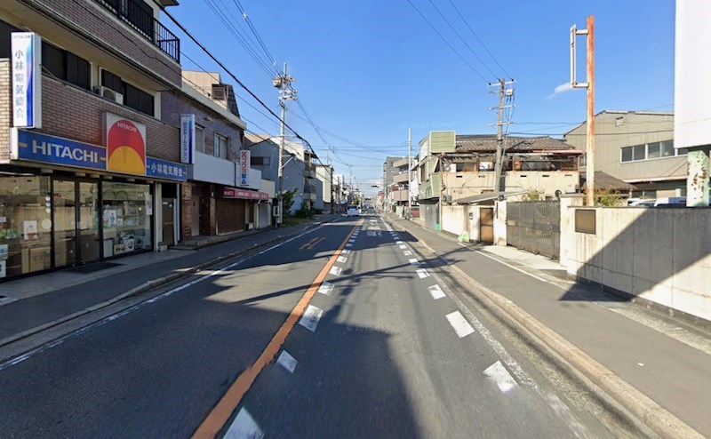 貸倉庫・事務所　八尾市 南太子堂６丁目　広さ延べ約２７坪　駐車場２台付　電動シャッター　コルニオーロ南太子堂 ベッドルーム