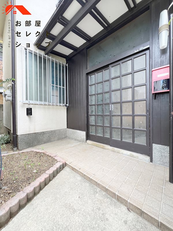 八尾木５丁目戸建 エントランス