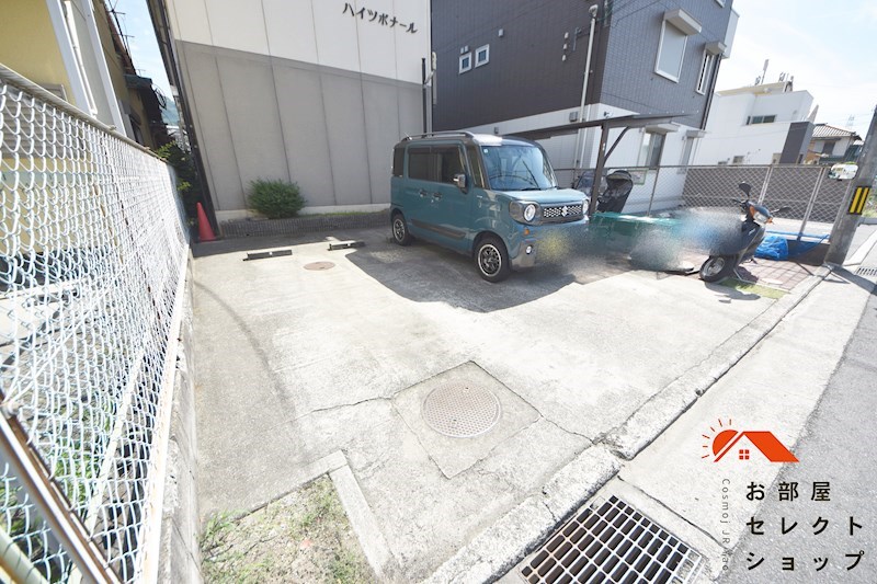 ハイツボナール 駐車場