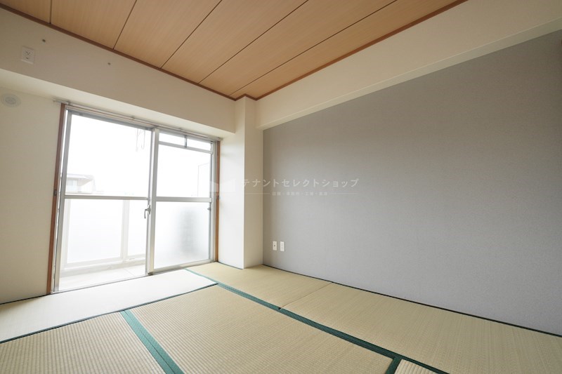 貸店舗・事務所　八尾市 荘内町１丁目　広さ約１７坪　最上階　角区画　EV付き　ボーリバージュ藤増 その他