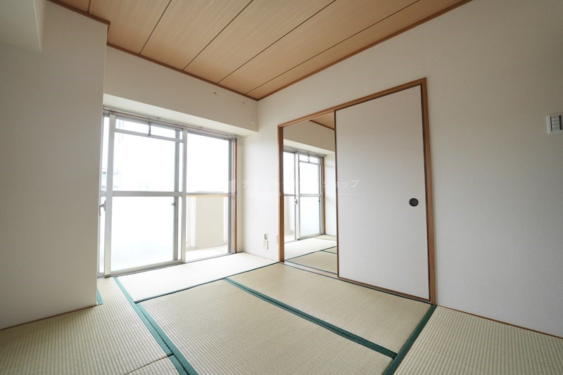 貸店舗・事務所　八尾市 荘内町１丁目　広さ約１７坪　最上階　角区画　EV付き　ボーリバージュ藤増 その他