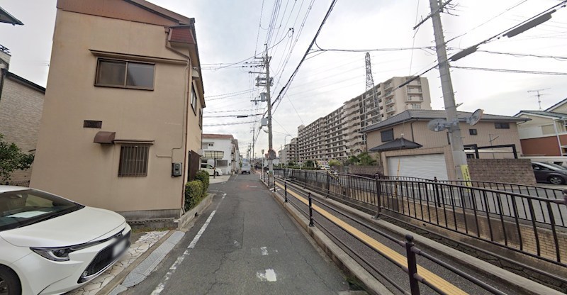貸店舗・事務所　八尾市 天王寺屋４丁目　広さ延べ約１５坪　天王寺屋車庫付き事務所 その他