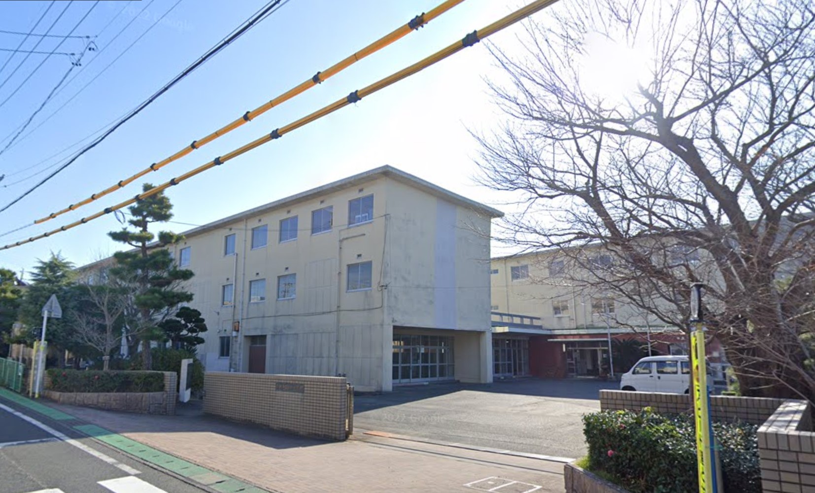 鴨江2丁目借家 中学校