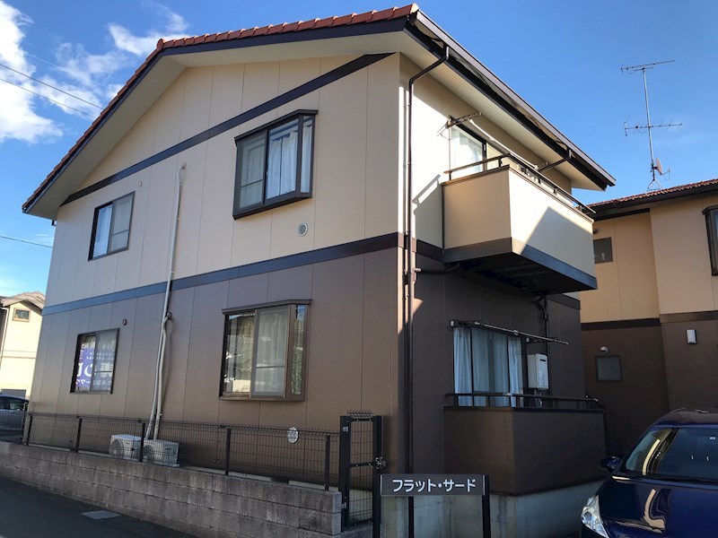フラットサード 外観
