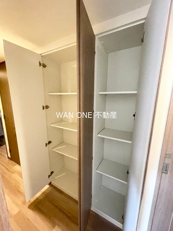 プレサンスロジェ浜松 収納
