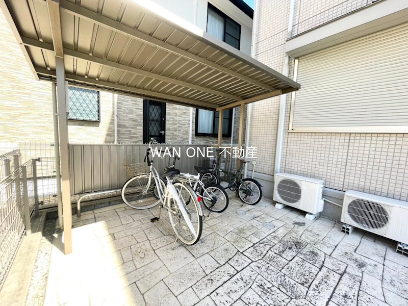 Stripe SW 駐車場