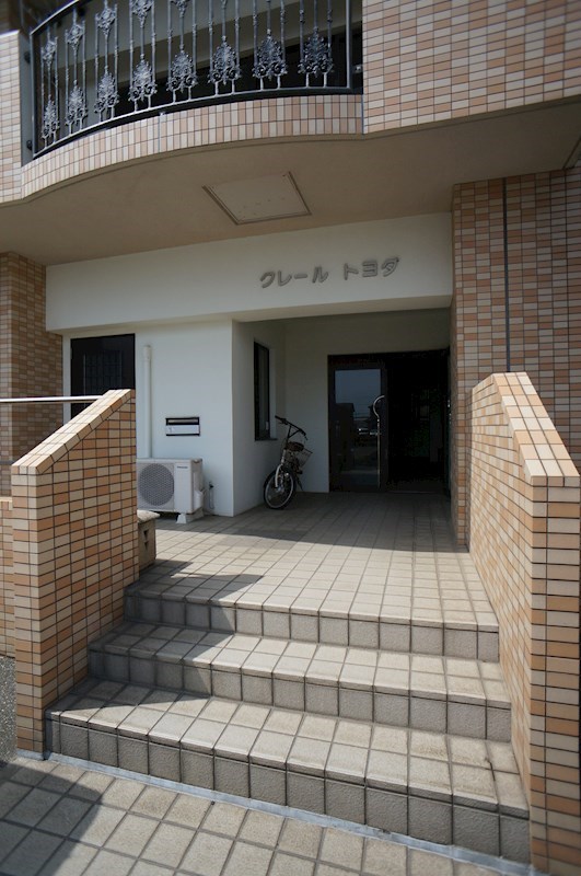 クレールトヨダ エントランス