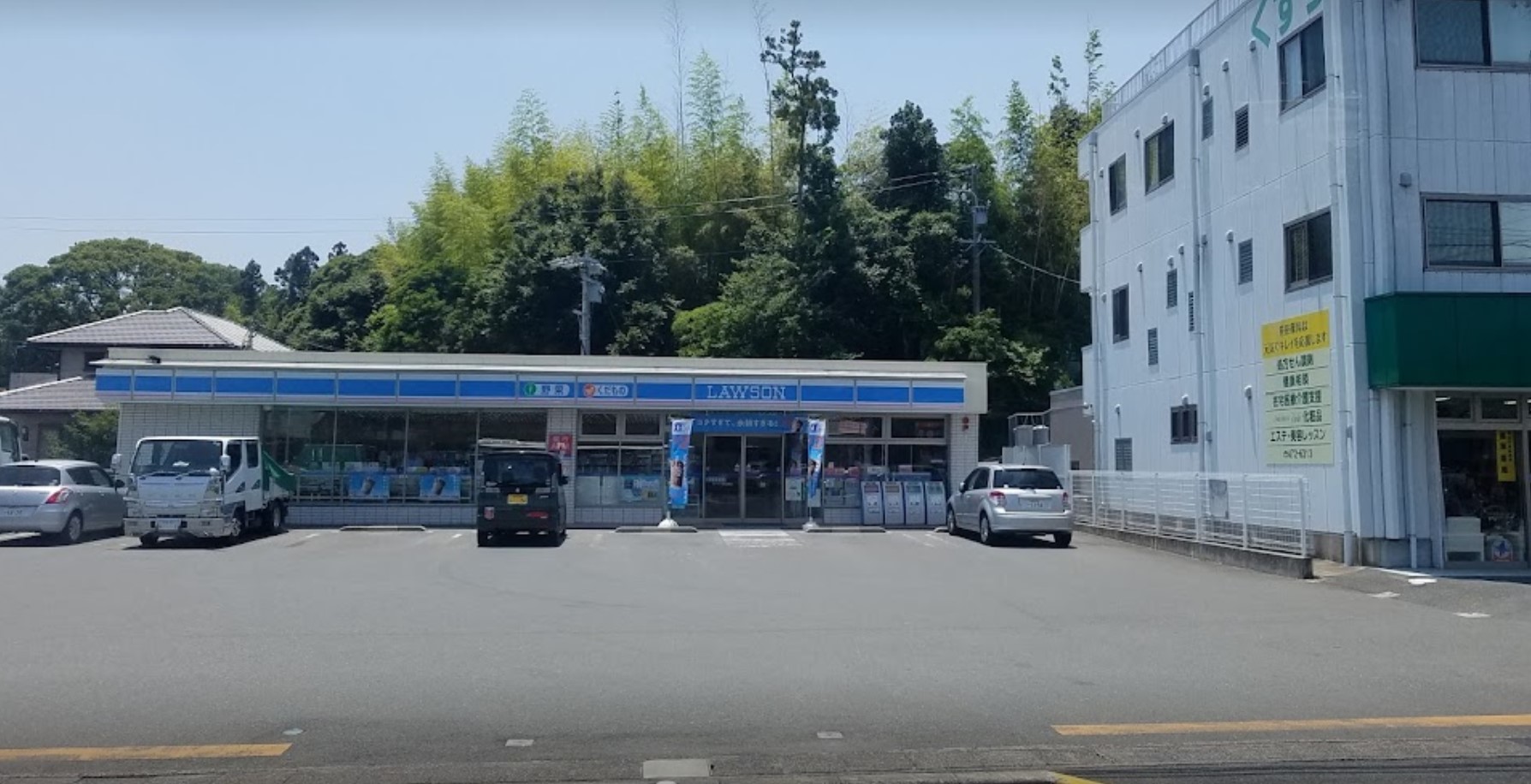 佐鳴湖パークタウン１２号棟 コンビニ