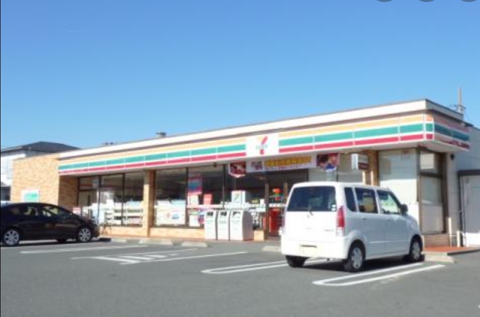 領家K様平家貸家 コンビニ