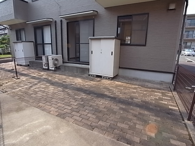 アムゼ楊子Ⅲ 庭