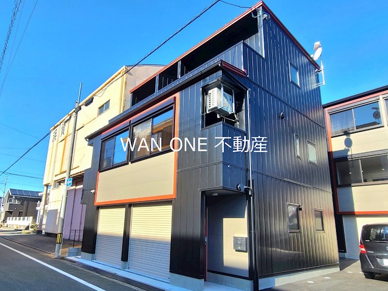R-Garage助信 外観