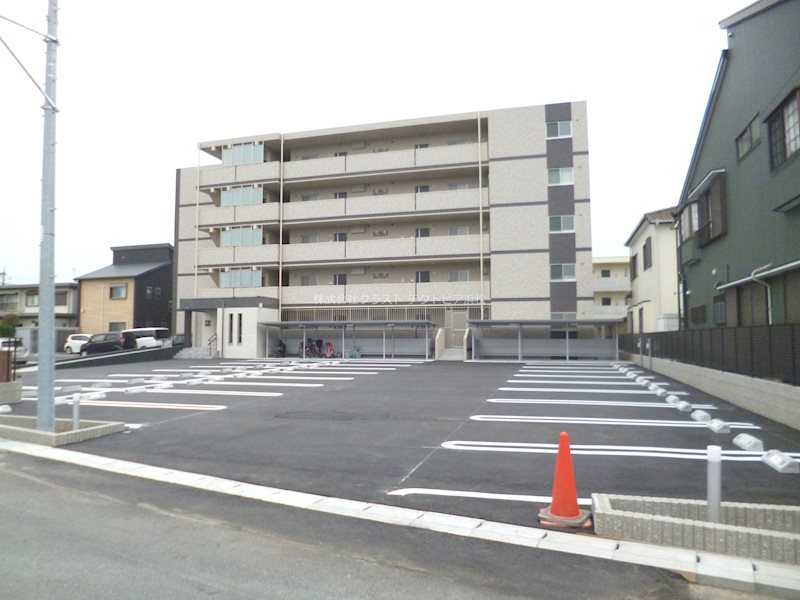 ＺＥＮ 駐車場