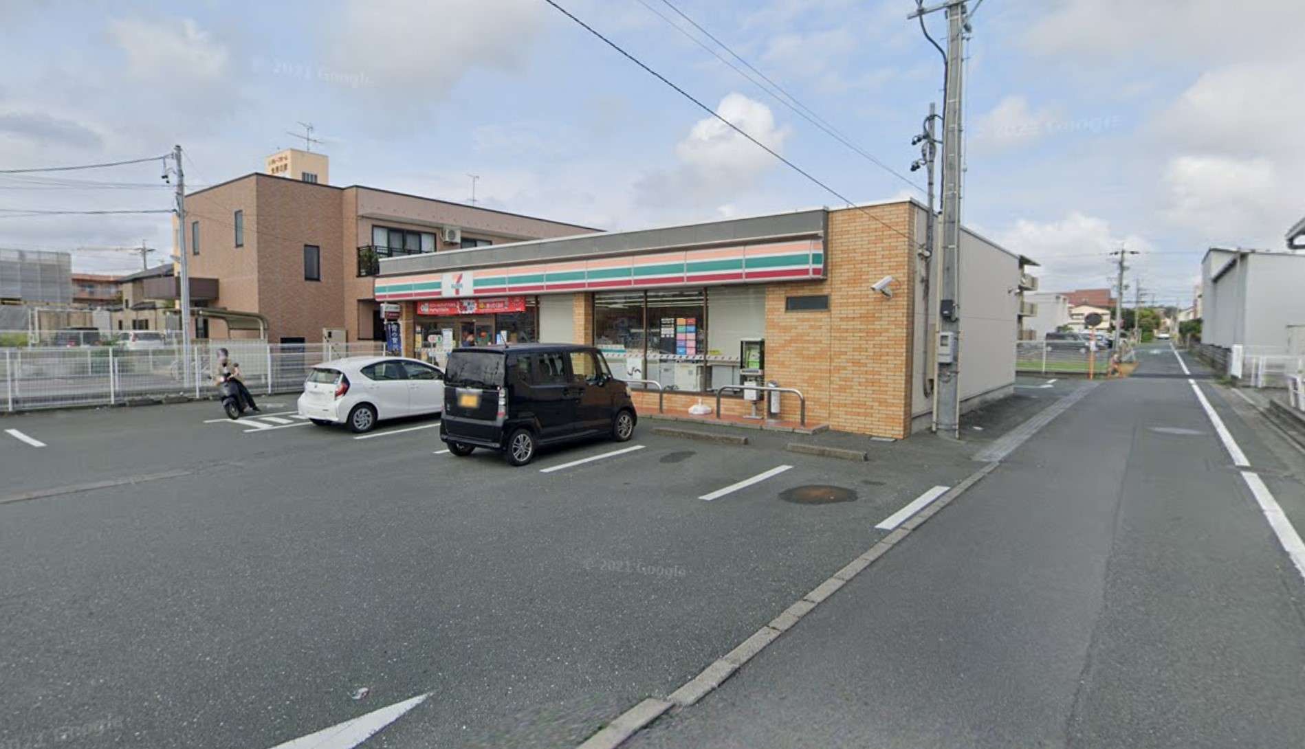 助信町戸建て コンビニ