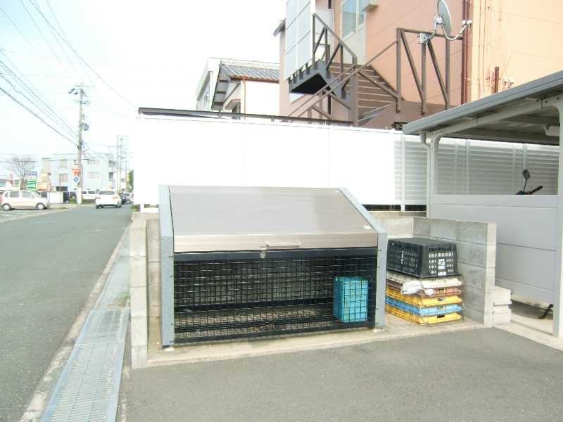 リベルテ その他