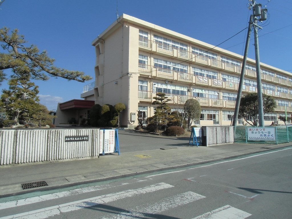 Raffine泉 小学校