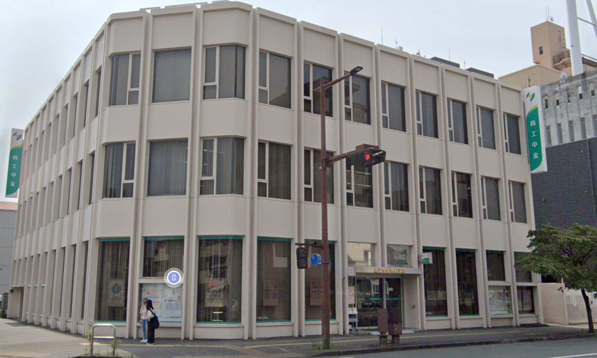 アートフォルム元城 銀行