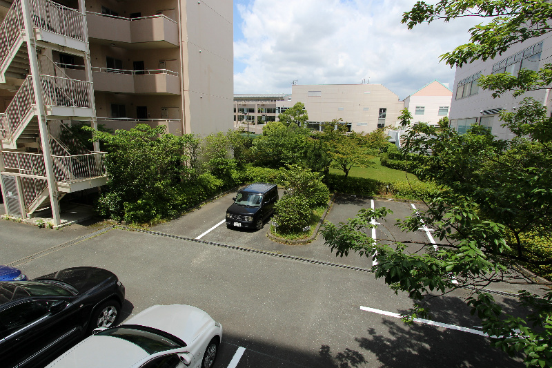 佐鳴湖パークタウンサウス（南館） 駐車場