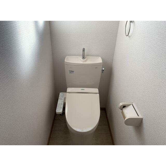 茄子町貸家 トイレ