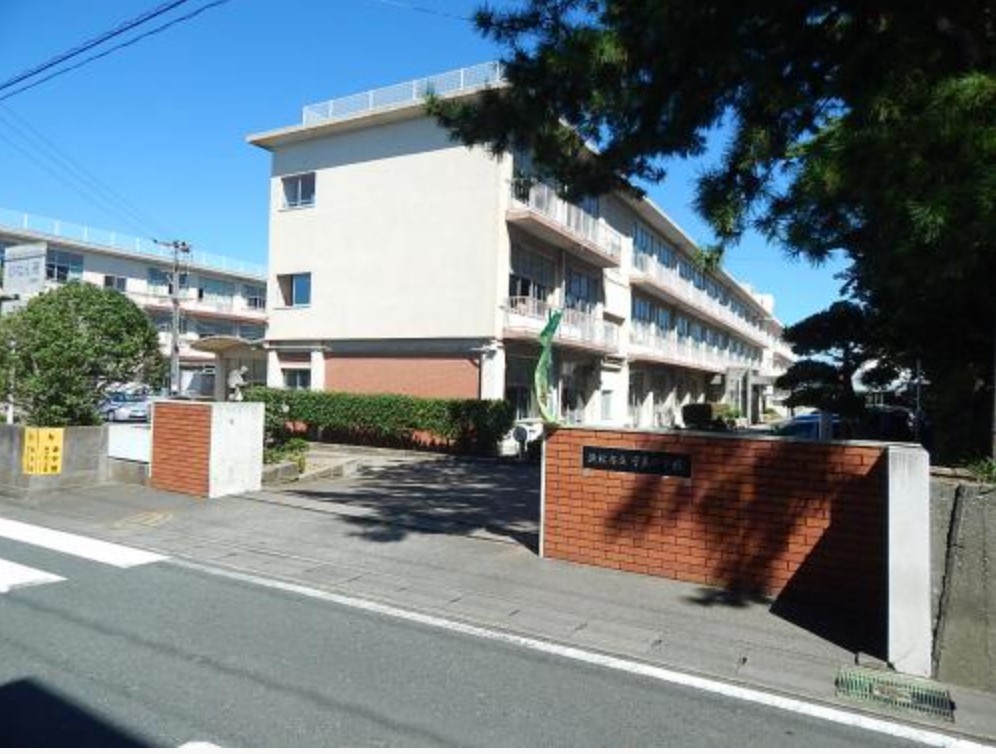メゾンエクセルⅡ 小学校