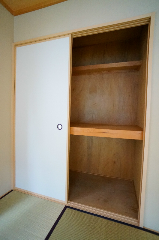 松本貸家 収納