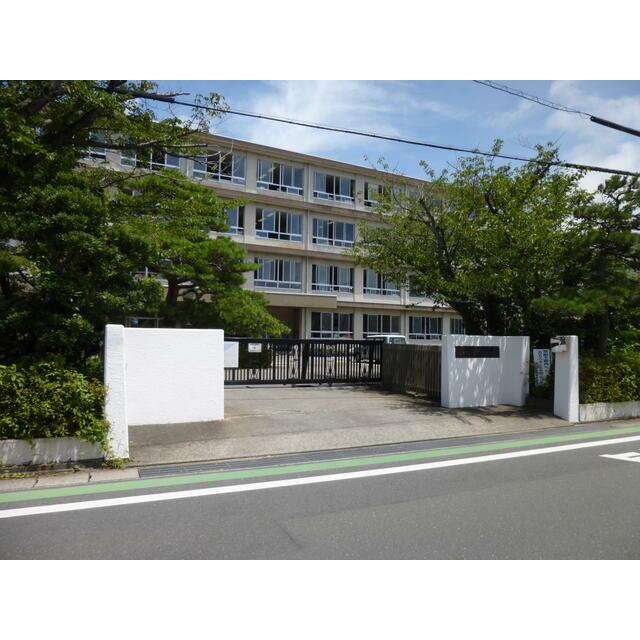ラルミエール 小学校