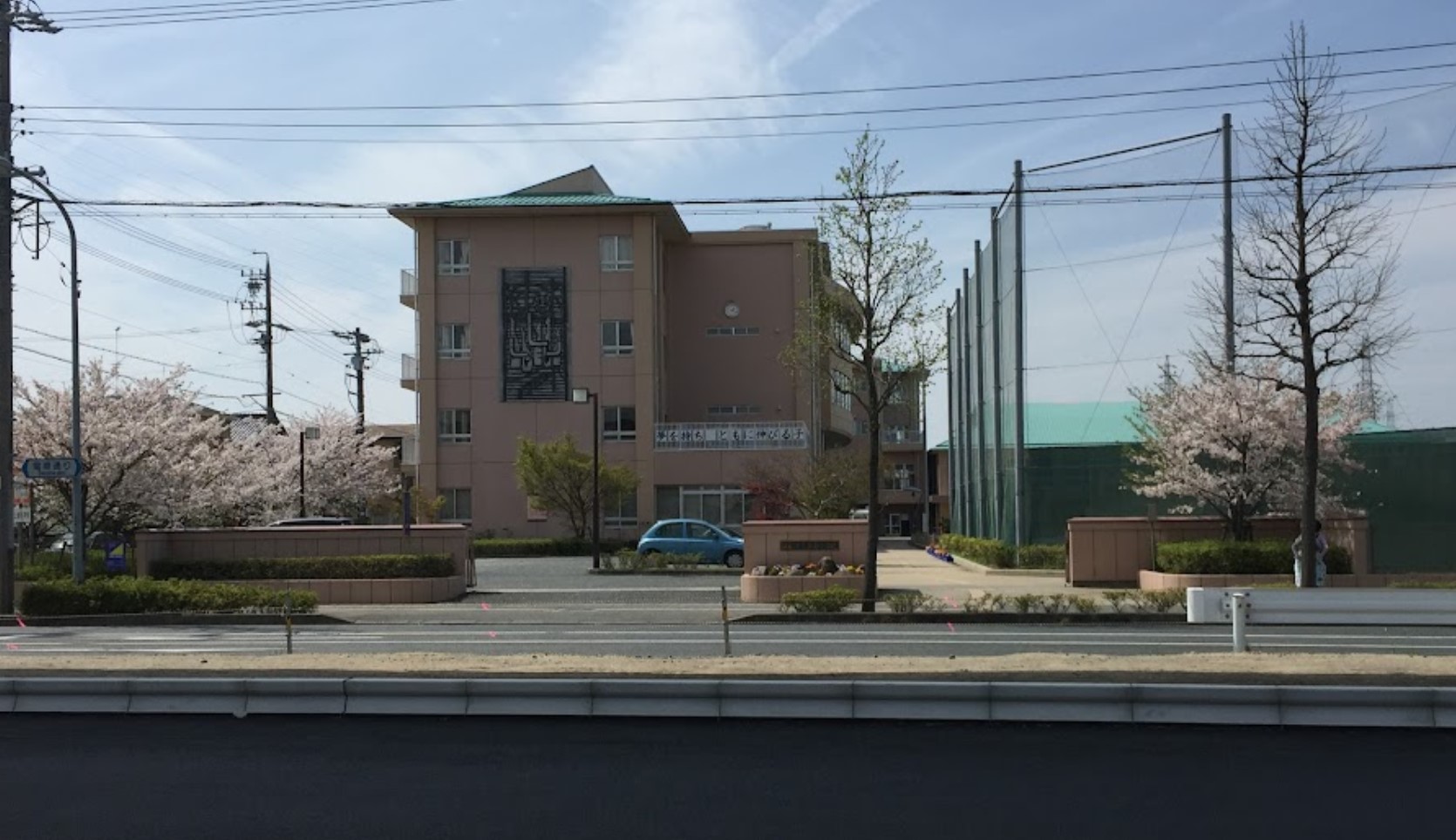 ブライトタウン上島 小学校