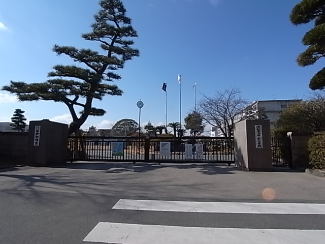 エクレールB 小学校