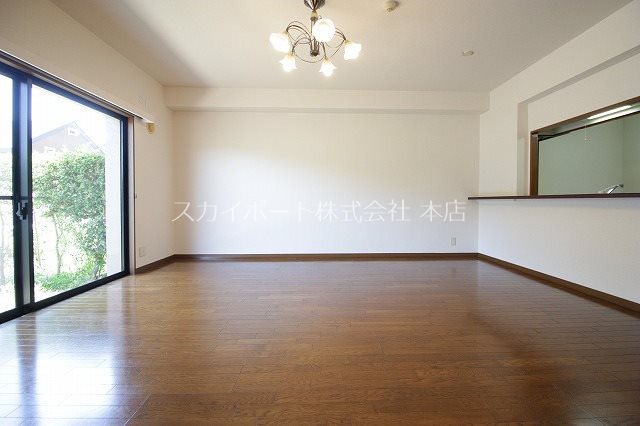 アズ・パセーヌ佐鳴湖壱番館 リビング