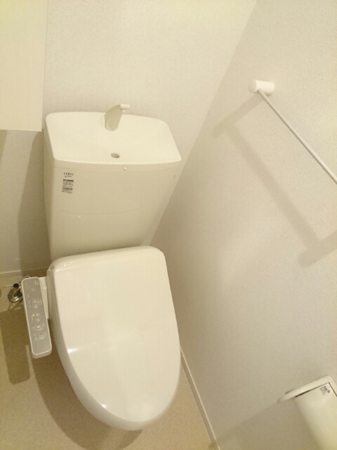 ブライトガーデン葵Ⅱ トイレ