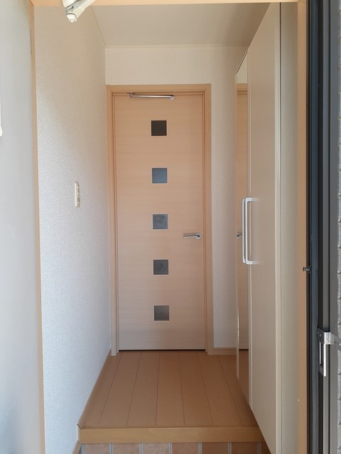 エスグランツ 玄関