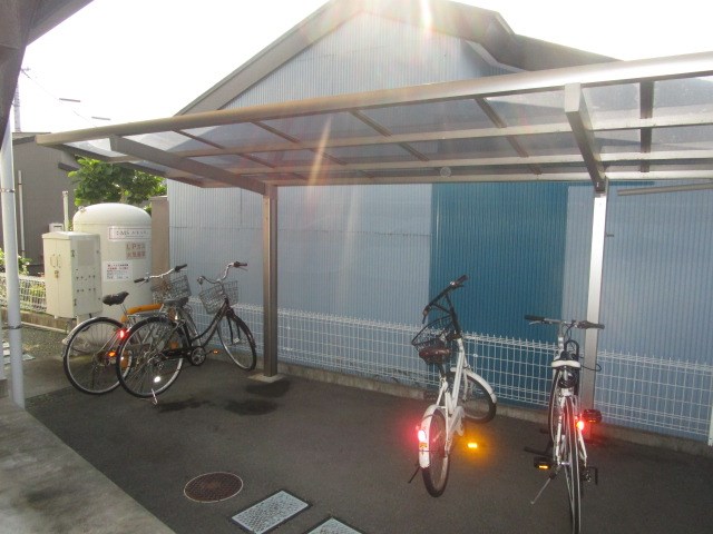 フラットフォース その他