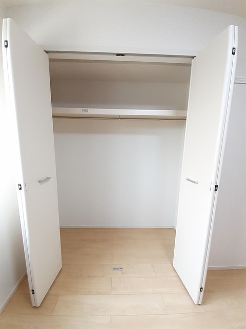 エルハイツロード 収納