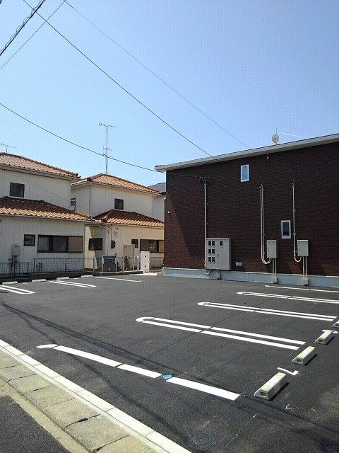 エルハイツロード 駐車場