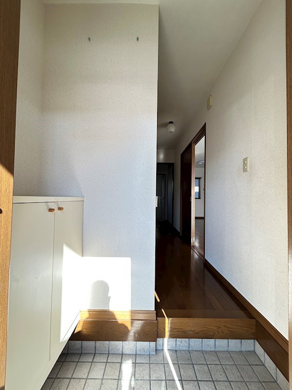 レジェンドA 玄関