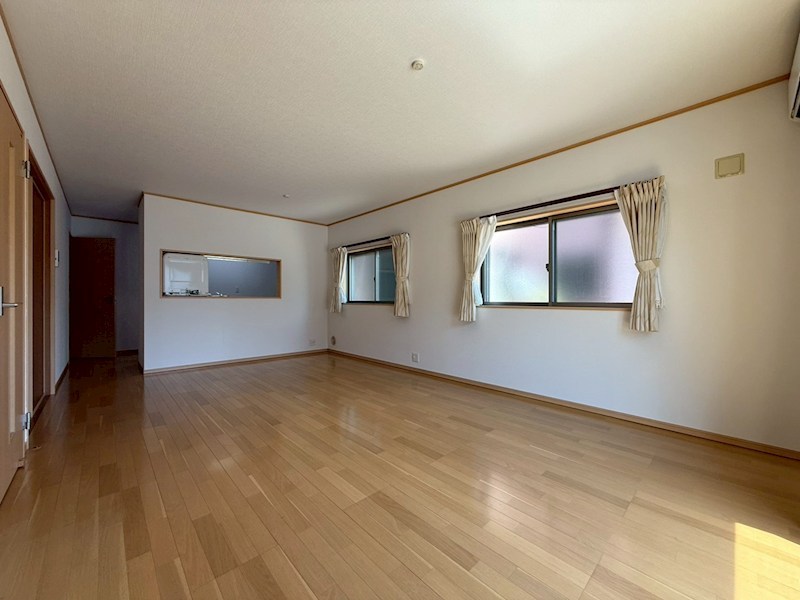 安新町戸建 間取り