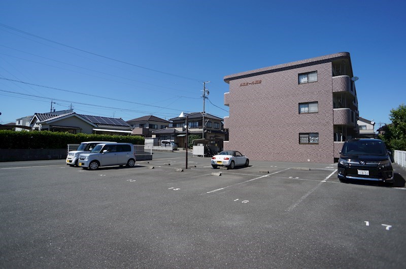 ルミエール高丘 外観