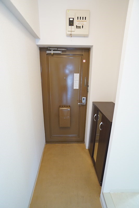 マンション歩 玄関