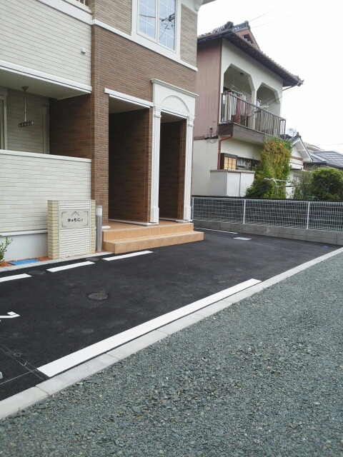 はぁもにぃ 駐車場
