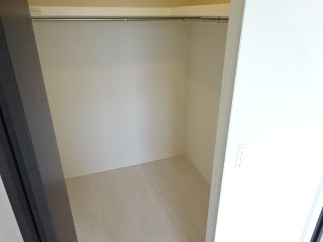 エルバージュ若林 収納