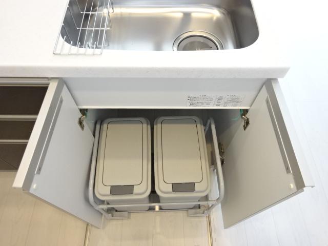 エルバージュ若林 収納
