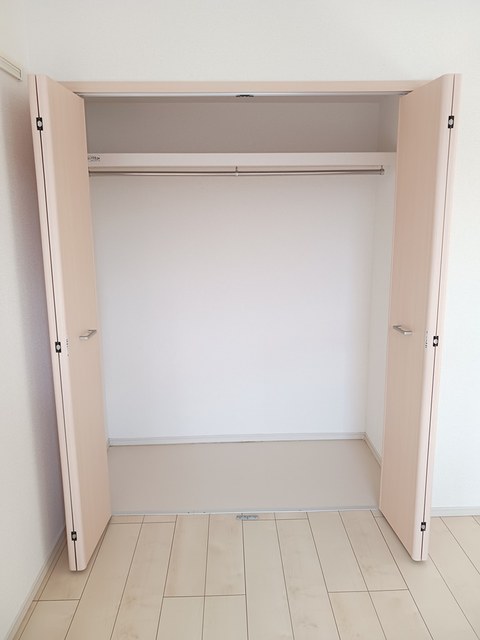 エレガント菅原 収納