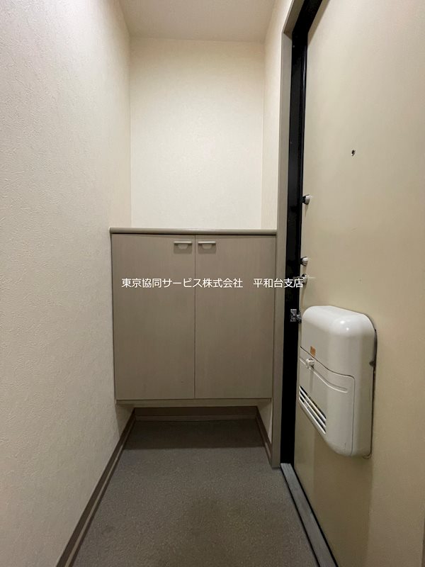 ウエストハイムA 玄関