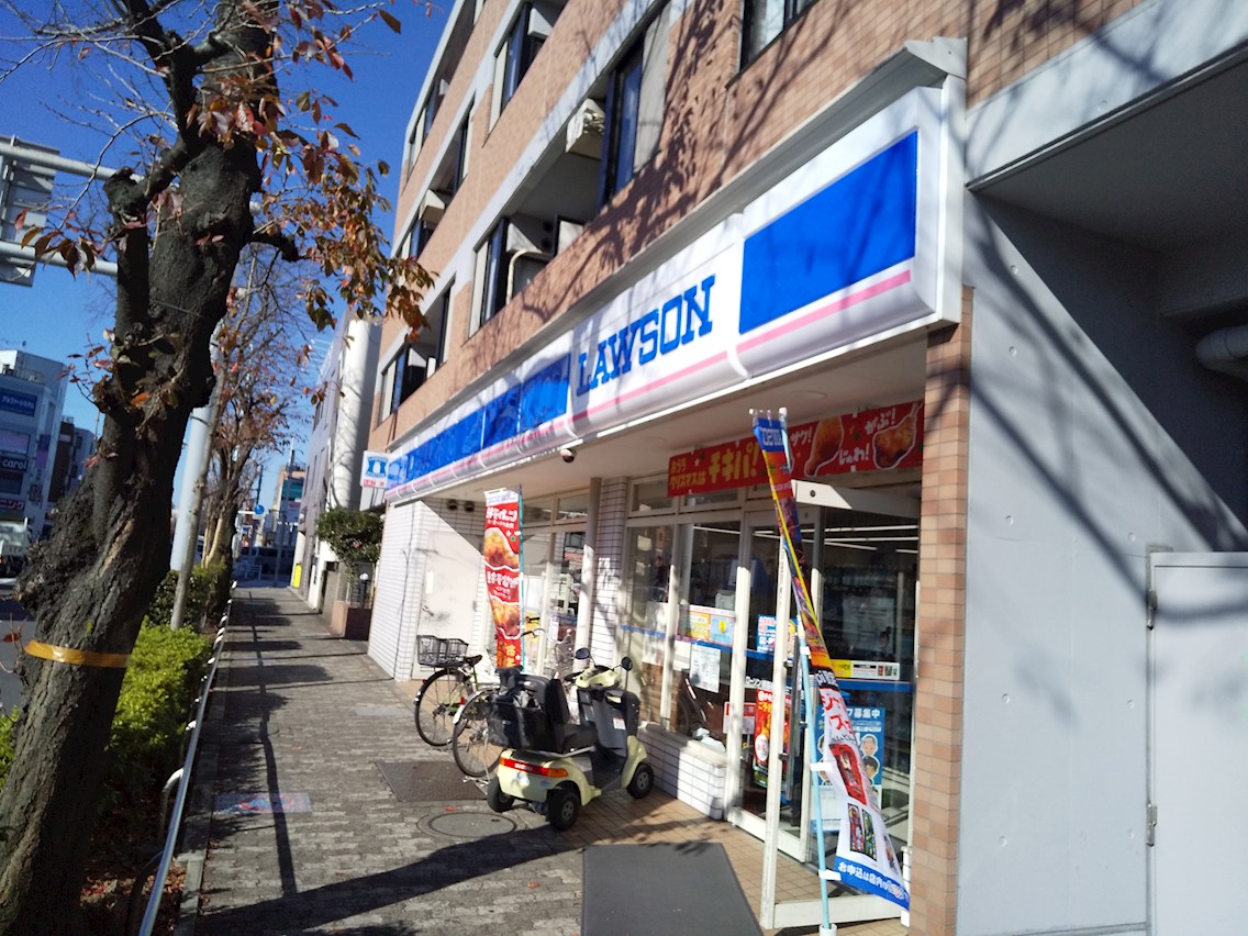 カーサフィオレンテⅡ コンビニ